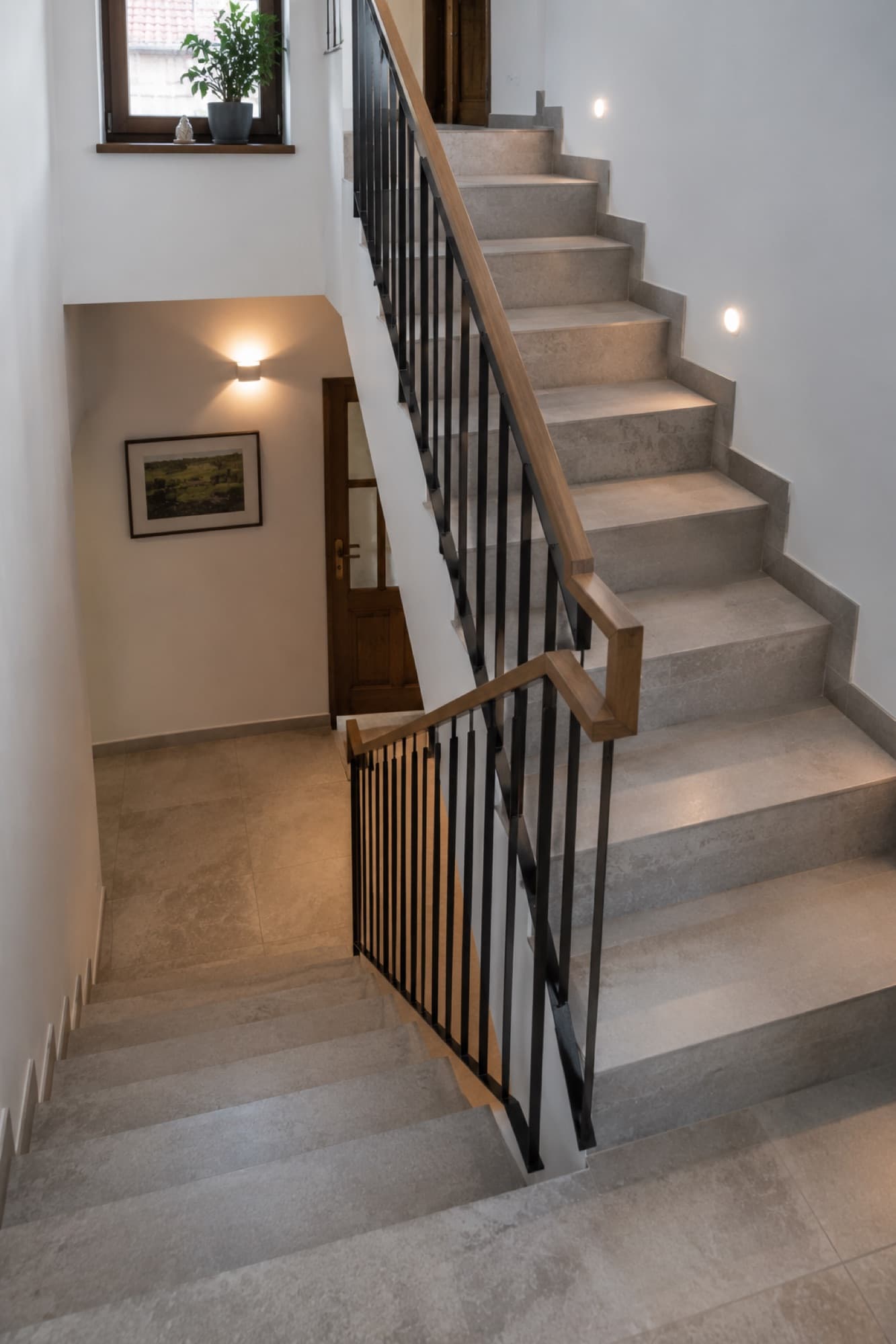 Treppen: Stufen sauber und trittsicher belegt